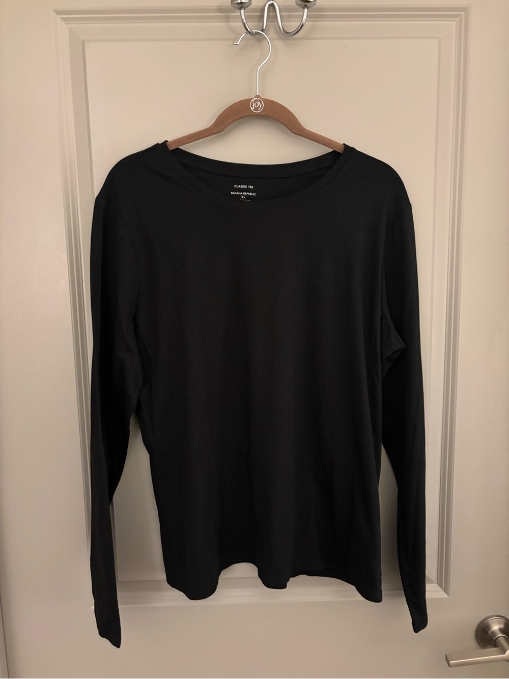Banana Republic Classic Long-Sleeve Crewneck Shirt - Black